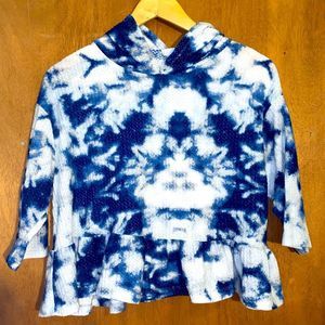 Tie dye crop pullover hoodie